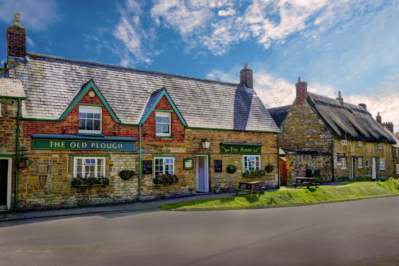 The Old Plough Hotell Oakham Exteriör bild